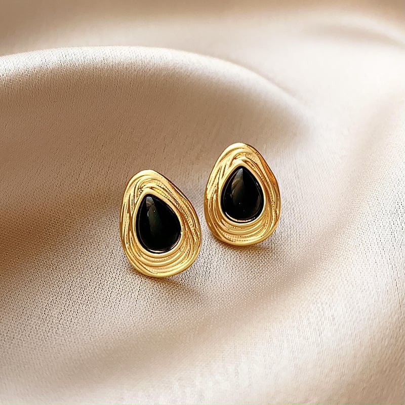 🏆Medieval vintage earrings