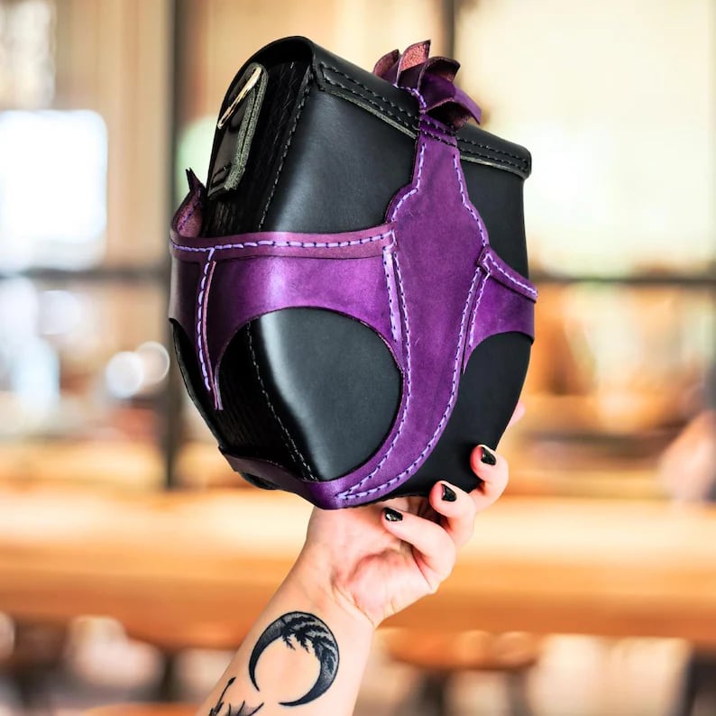 🔥Last Day Sale 49% OFF - 🐉Dragon Embrace shoulder bag natural leather💋